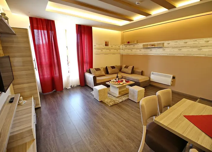 Astoria Lux - K16 Milmari * コパオニク